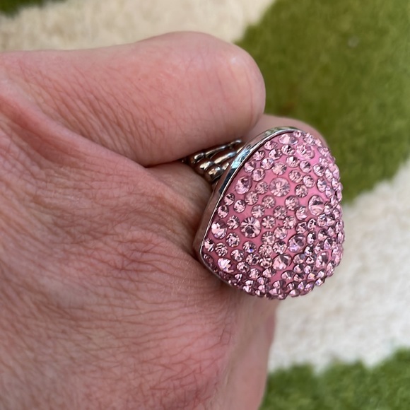 Vintage pink Swarovski rhinestone valentines Day heart ring stretch band - Picture 5 of 8